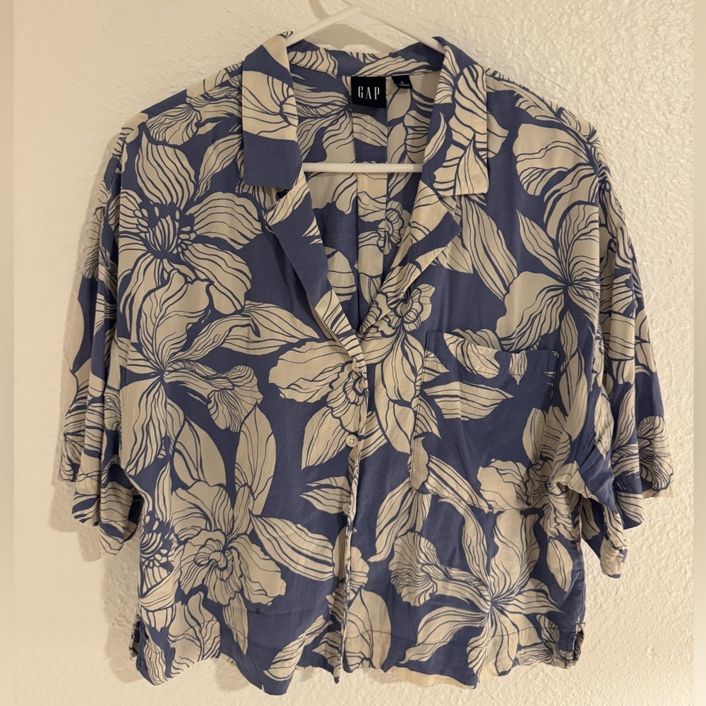 Vintage 90’s GAP silk floral tropical crop oversized button down blouse top
